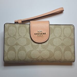 Coach Signature Leather Wristlet Phone Clutch In Pink